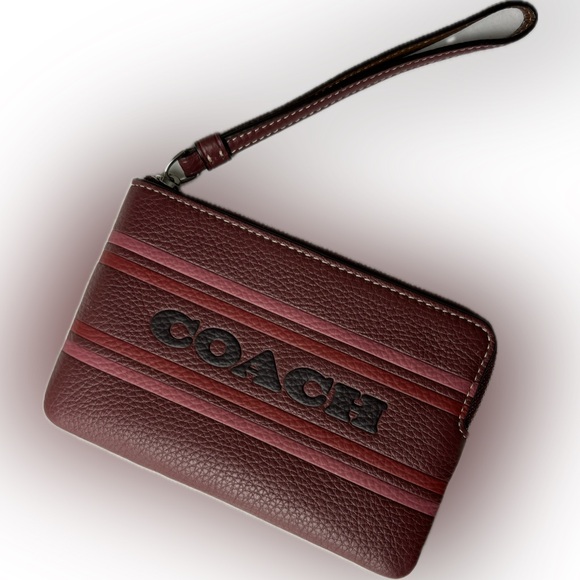 Coach Wine Burgundy Wristlet Wallet Card Holder Zipper Closure NWT - Picture 7 of 16